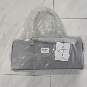 Kelly Tooke Stylish Gray Shoulder Bag